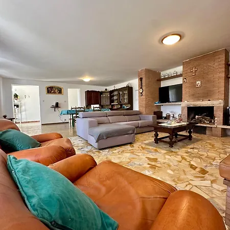 Dori Alloggio in famiglia